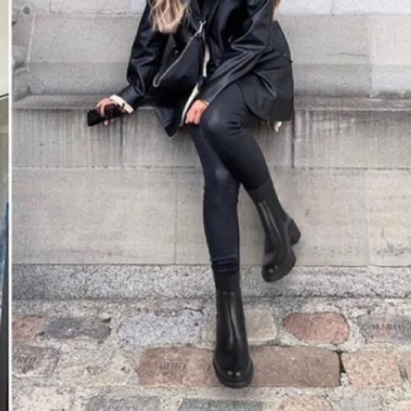 Chunky Black Boot   - Picture 5 of 5